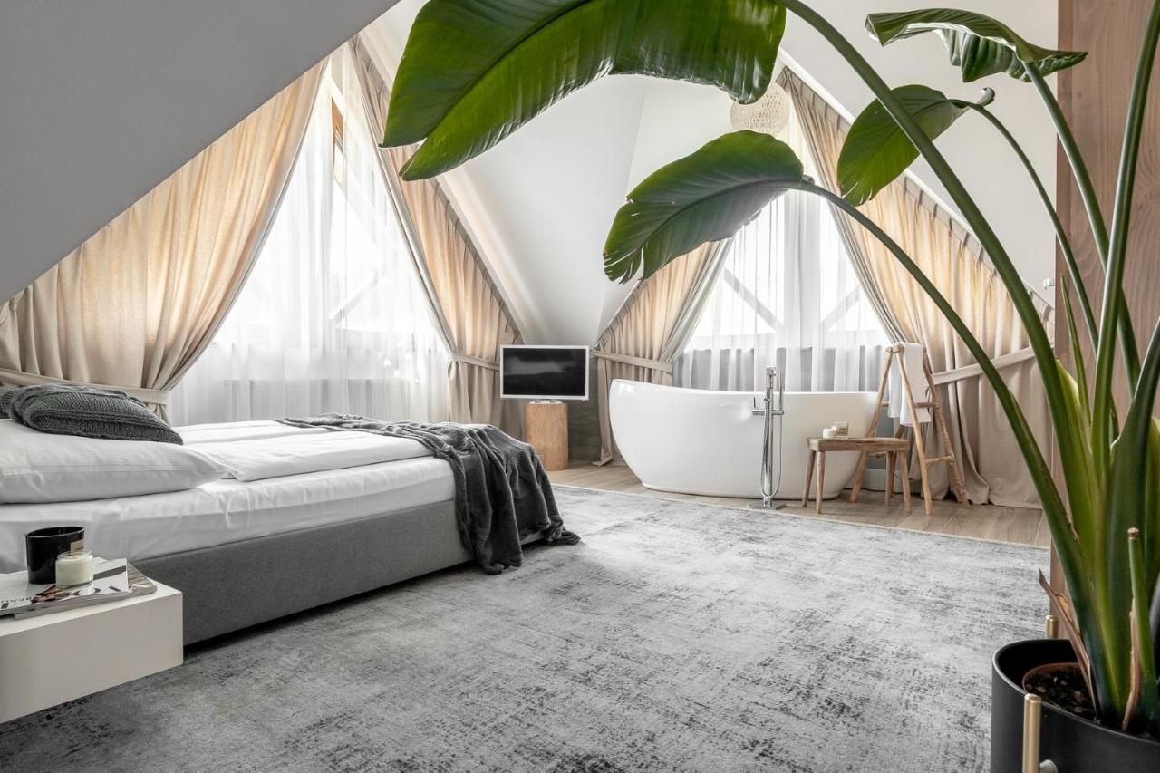 Hotel Zawrat - Blisko Natury Bialka Tatrzanska Buitenkant foto